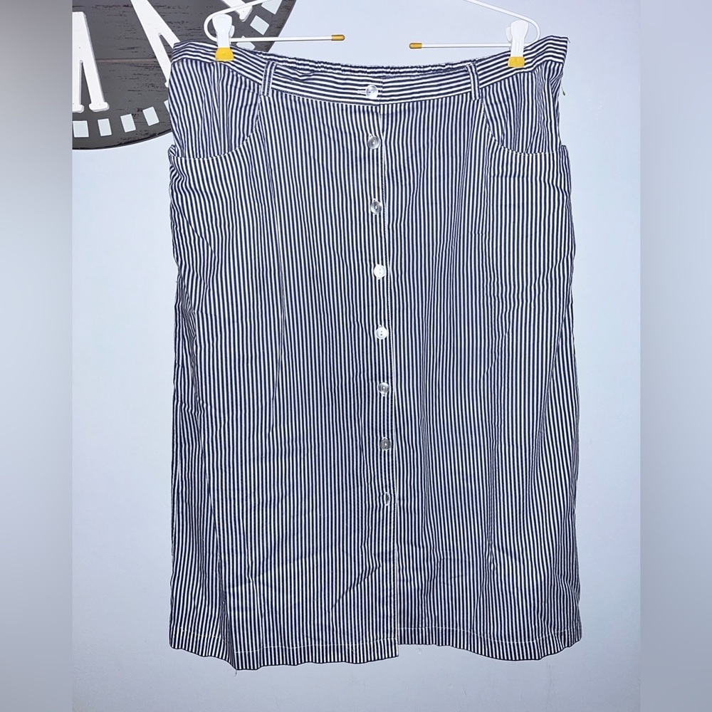 CW classics blue striped elastic waist button front skirt size 20